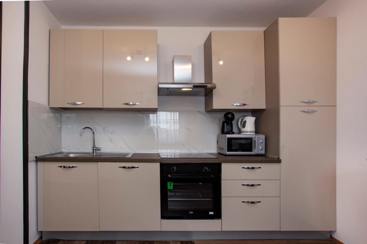 Apartment Matteo ロヴィニ エクステリア 写真