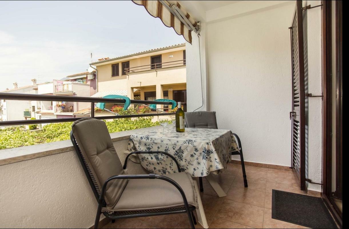 Apartment Matteo ロヴィニ エクステリア 写真