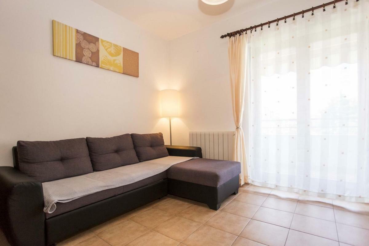 Apartment Matteo ロヴィニ エクステリア 写真